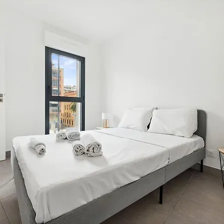 Cap Riviera - Proche Gare Parking Climatisation Apartment